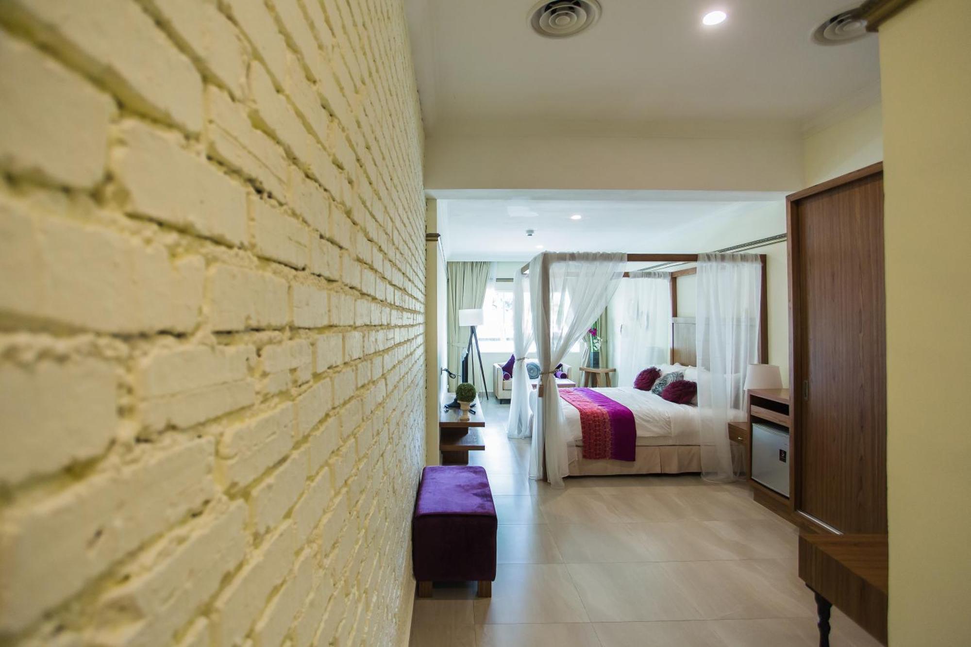 Aava Malacca Hotel Εξωτερικό φωτογραφία